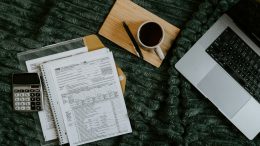 Devis, contrat ou CGV : quel document protège vraiment votre mission ?